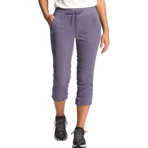 The North Face Aphrodite 2.0 Capri Pant size Medium